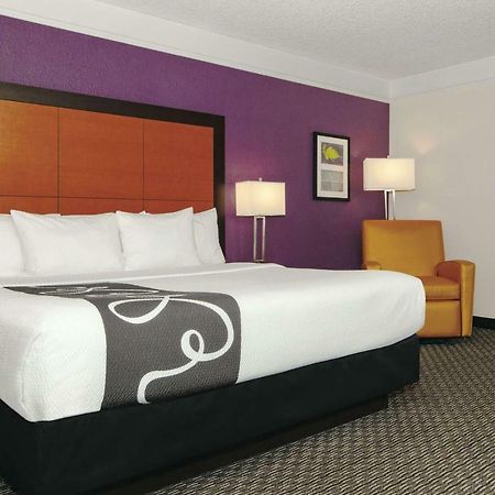 La Quinta Inn & Suites By Wyndham Ontario Airport Dış mekan fotoğraf