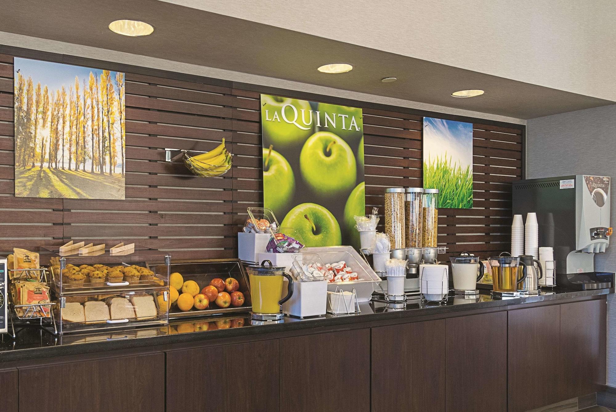 La Quinta Inn & Suites By Wyndham Ontario Airport Dış mekan fotoğraf