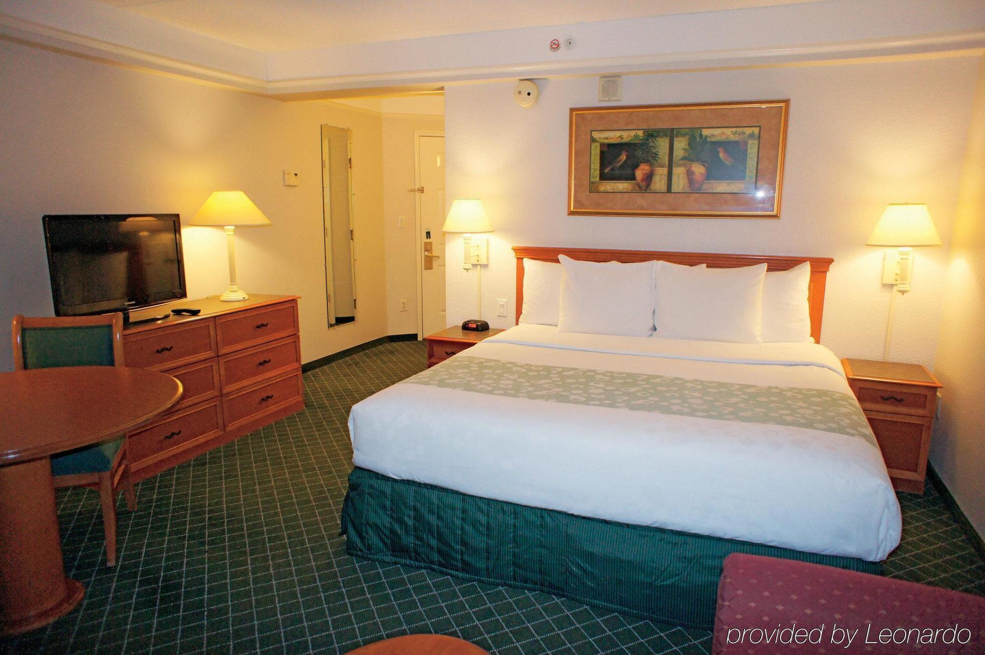 La Quinta Inn & Suites By Wyndham Ontario Airport Dış mekan fotoğraf