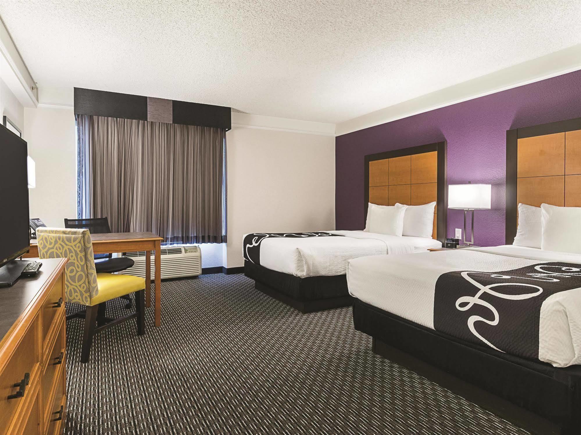 La Quinta Inn & Suites By Wyndham Ontario Airport Dış mekan fotoğraf